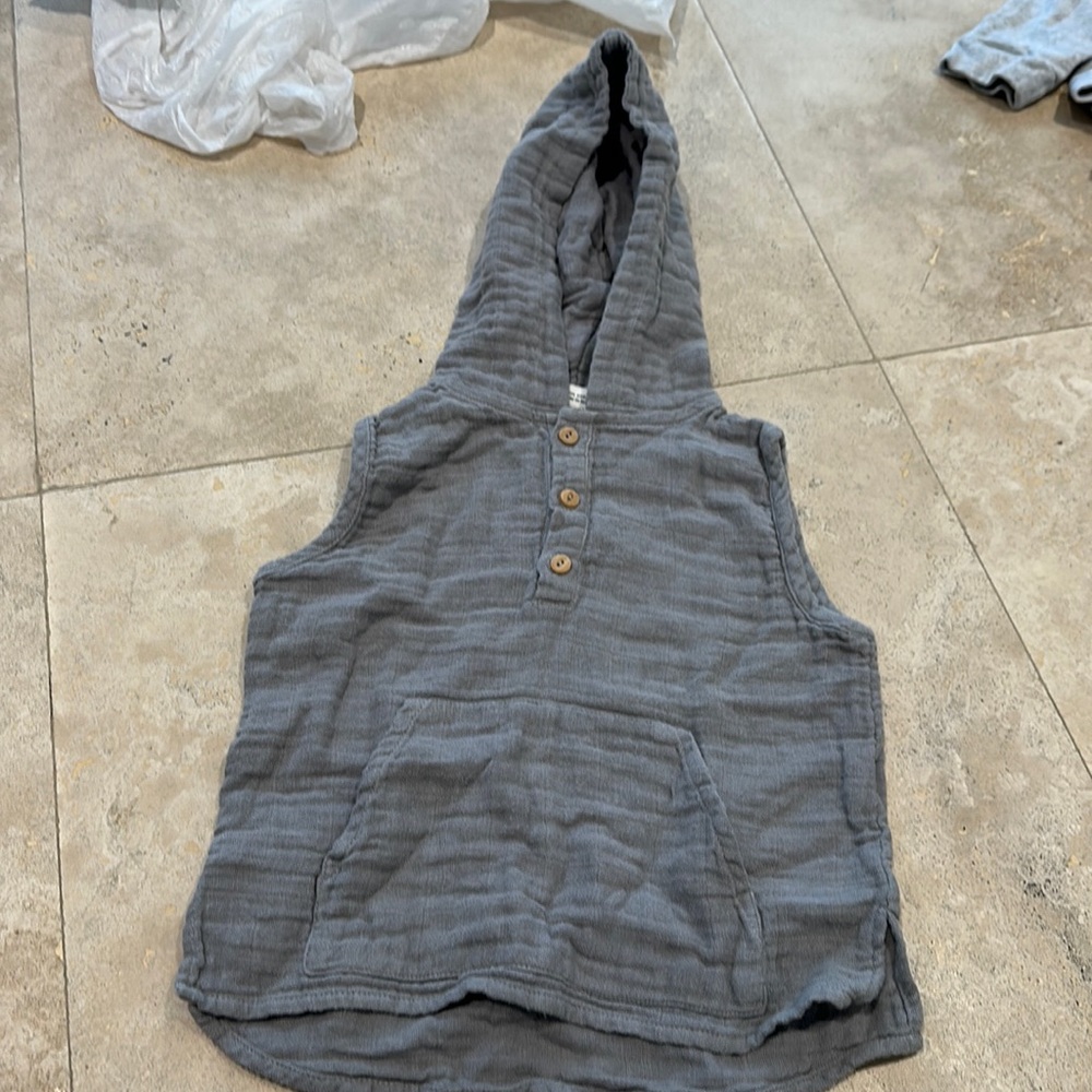 Hooded cotton top